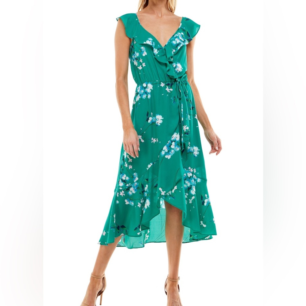 NWT Socialite Ruffle Print Wrap Midi Dress